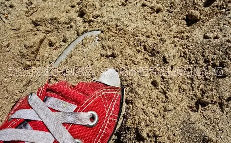 莆田街头潮流风向标：2025新款运动鞋男款引爆市场