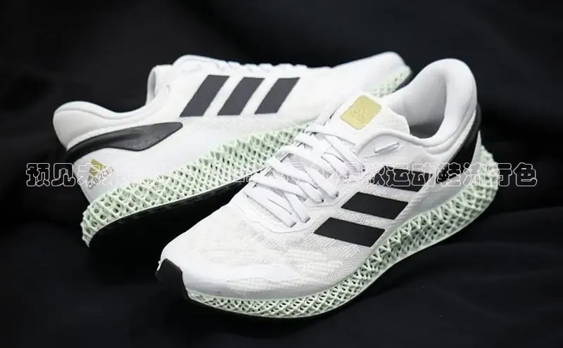 预见未来趋势：2025年最新爆款运动鞋流行色