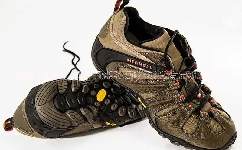 潮流引领未来：2025年男童运动鞋款趋势与最新发布亮点